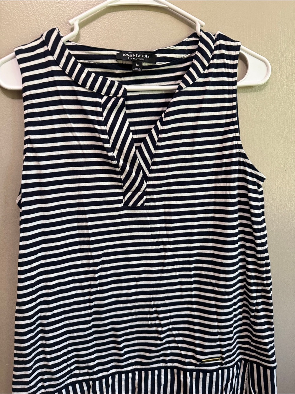 Jones New York Navy and White Striped Sleeveless V-Neck Tank